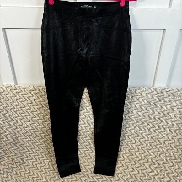 Abercrombie & Fitch High Rise Pull On Faux Leather Leggings - Picture 1 of 7